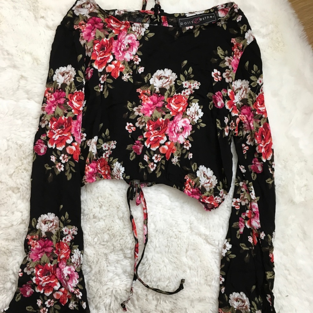 CUTE FLORAL BLACK AND PINK CROP TOP